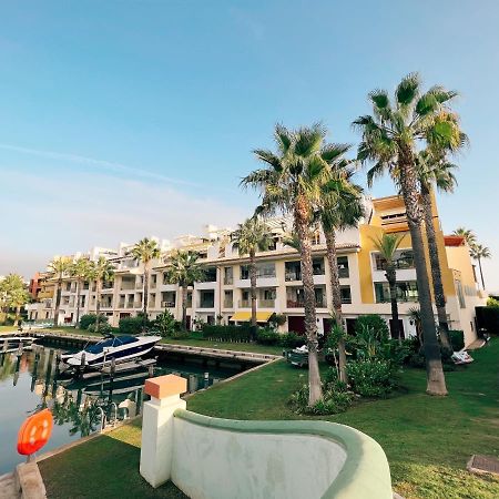 Sotogrande Alboaire- Waterfront Luxury 4 Bedroom Apt In The Marina Of Sotogrande Exteriör bild